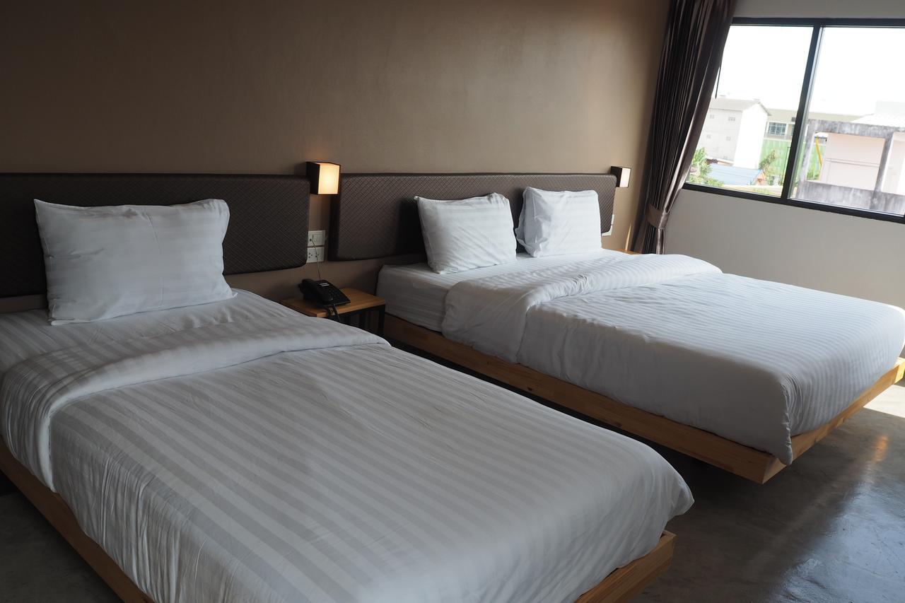 Apartamento A3 Living Surat Thani Exterior foto